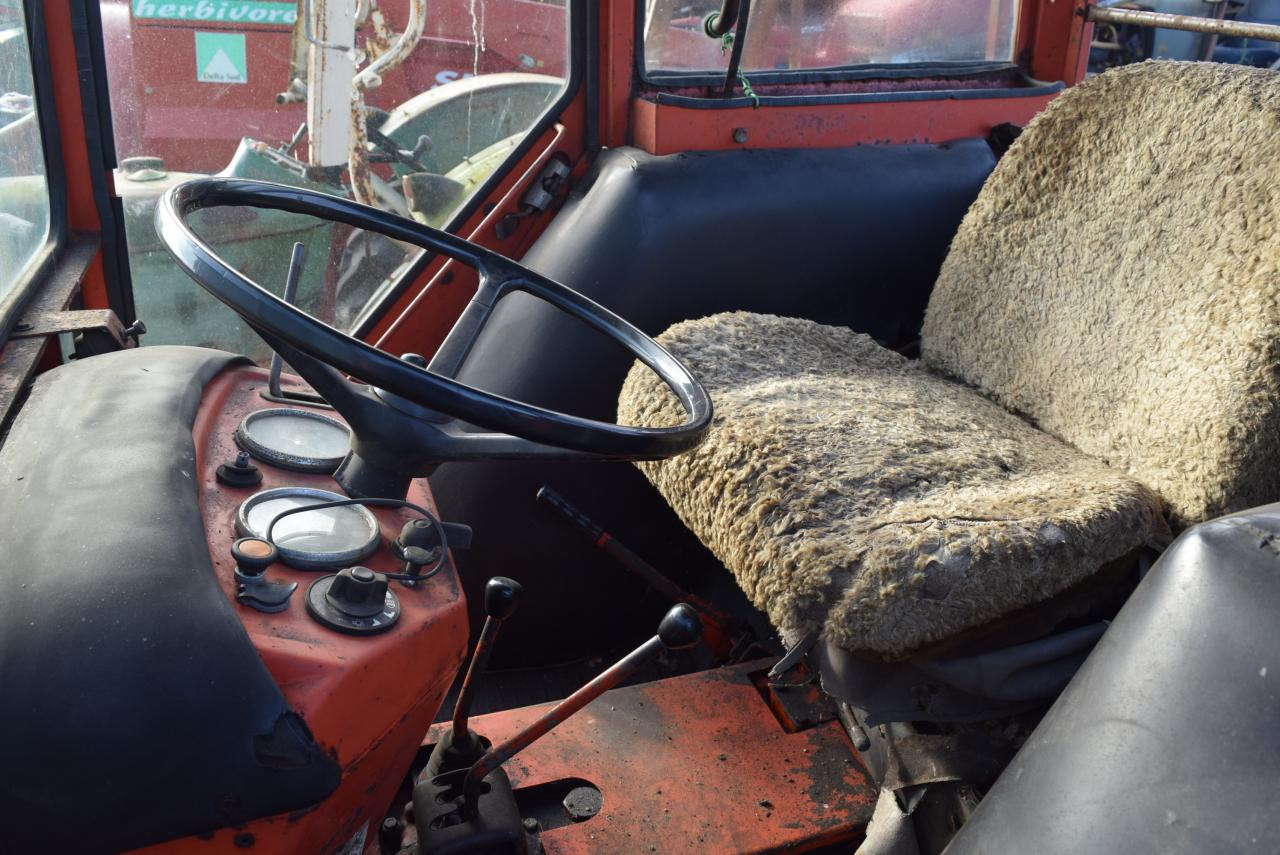 Renault 651 - Trator: foto 4 Renault 651 - Trator: foto 4