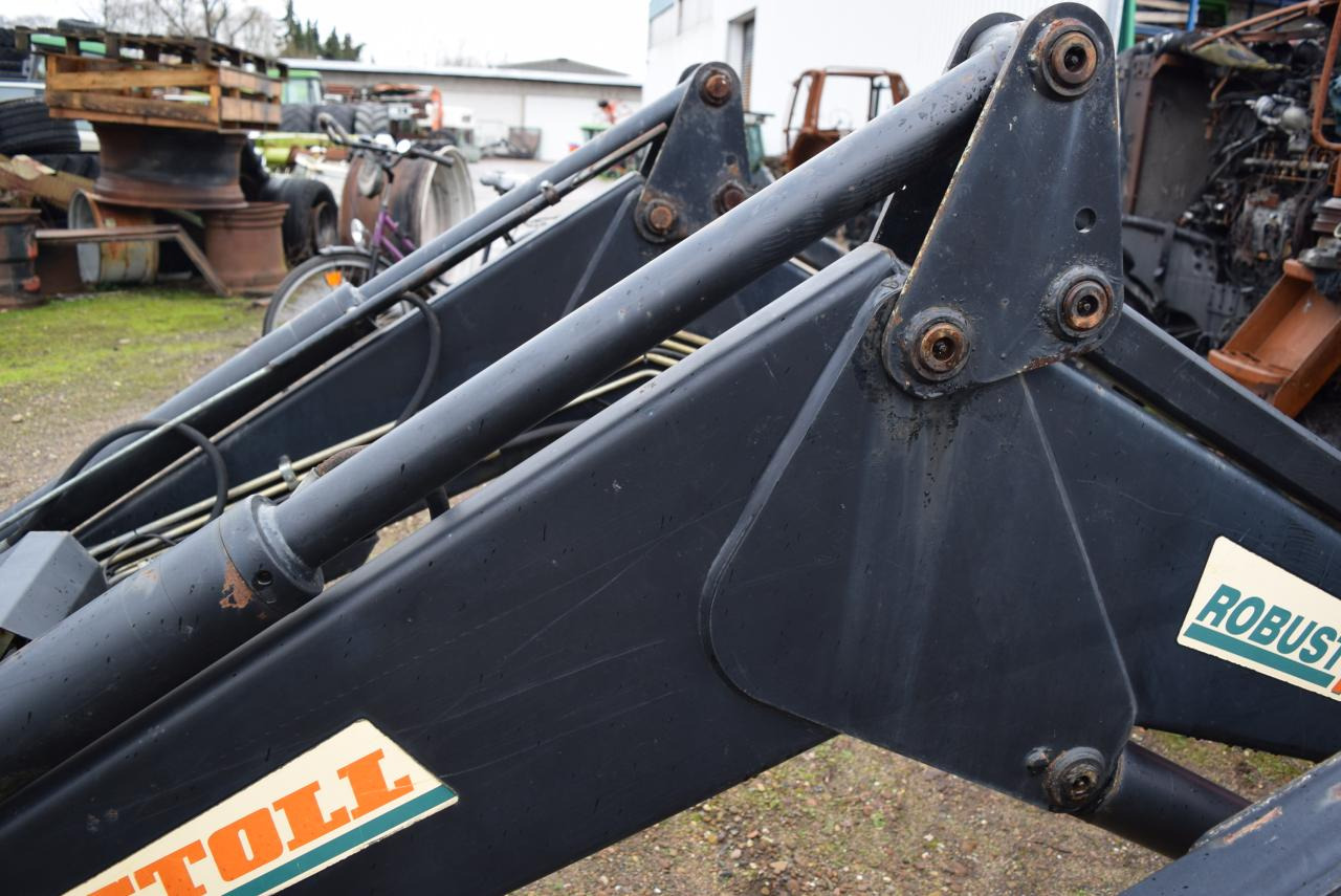 Stoll Robust F71 - Carregador frontal para o trator: foto 5 Stoll Robust F71 - Carregador frontal para o trator: foto 5