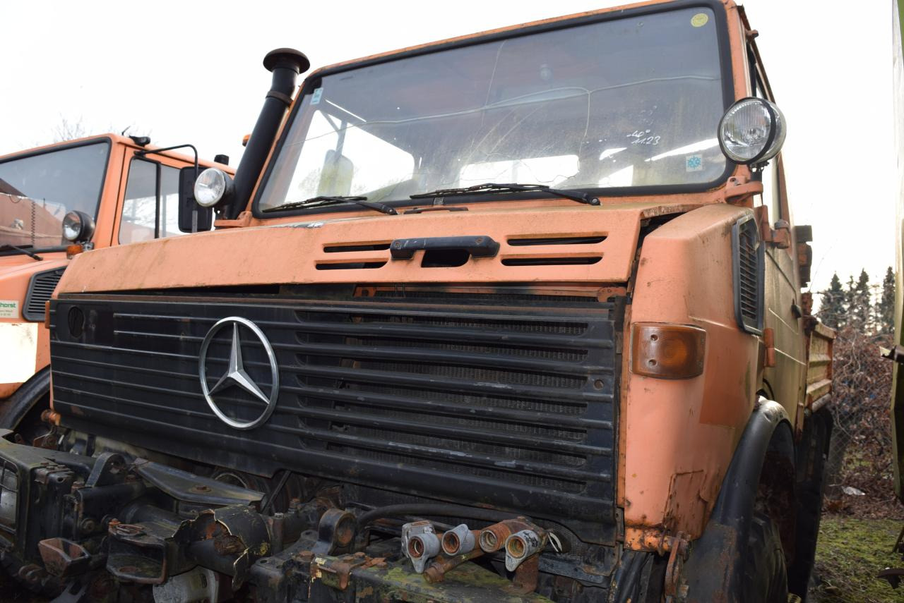 Mercedes-Benz Unimog U 1200 - Veículo municipal/ Especial: foto 2 Mercedes-Benz Unimog U 1200 - Veículo municipal/ Especial: foto 2