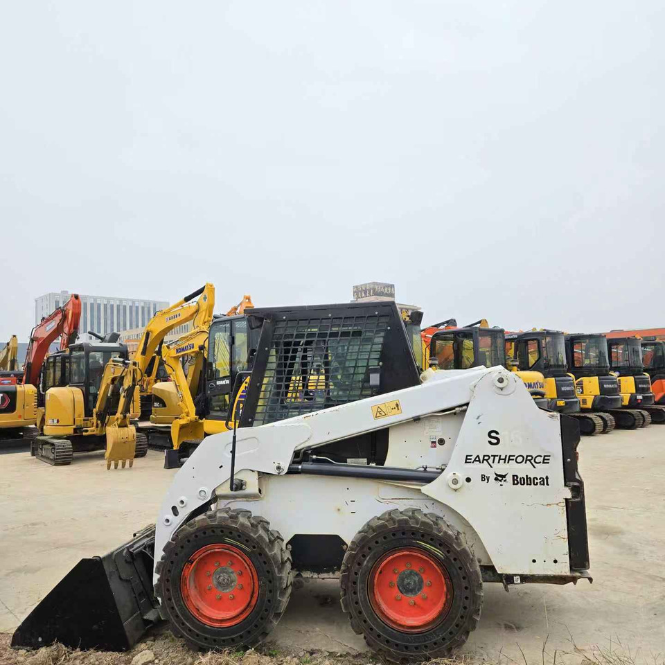 BOBCAT S16 - Mini pá carregadora: foto 2 BOBCAT S16 - Mini pá carregadora: foto 2