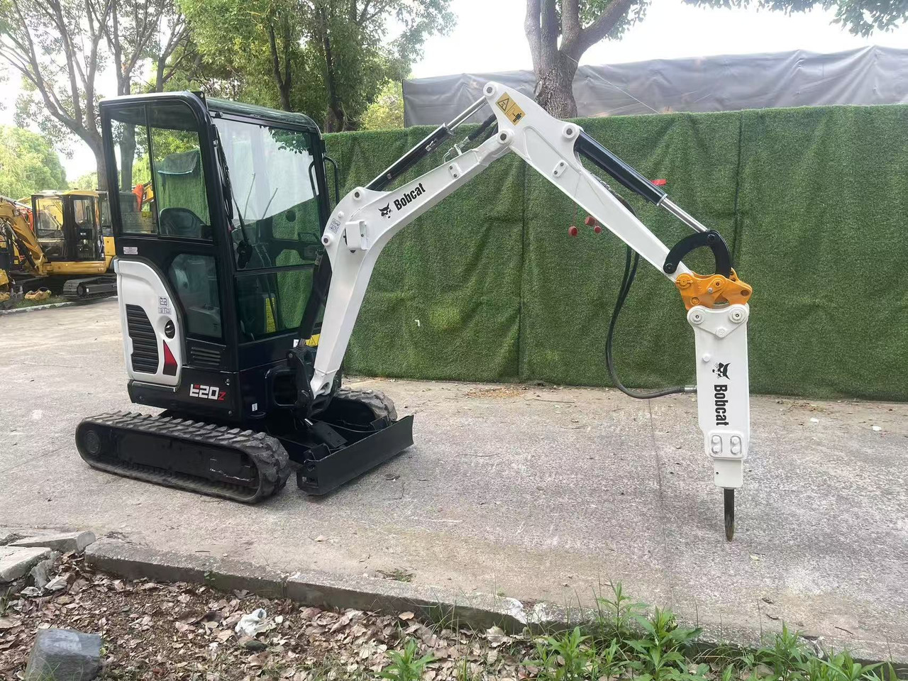 Bobcat E20Z - Mini escavadeira: foto 3 Bobcat E20Z - Mini escavadeira: foto 3