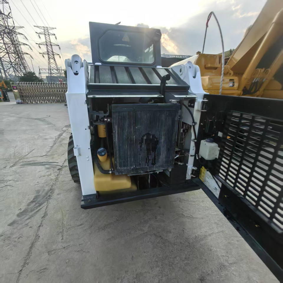 Bobcat S160 - Mini pá carregadora: foto 4 Bobcat S160 - Mini pá carregadora: foto 4