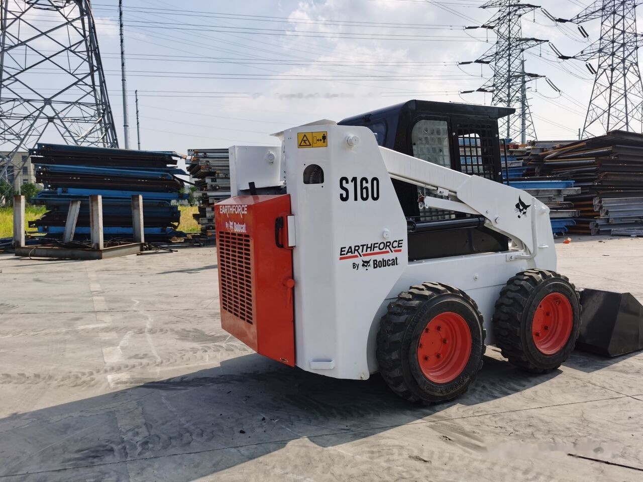 Bobcat S160 - Mini pá carregadora: foto 3 Bobcat S160 - Mini pá carregadora: foto 3