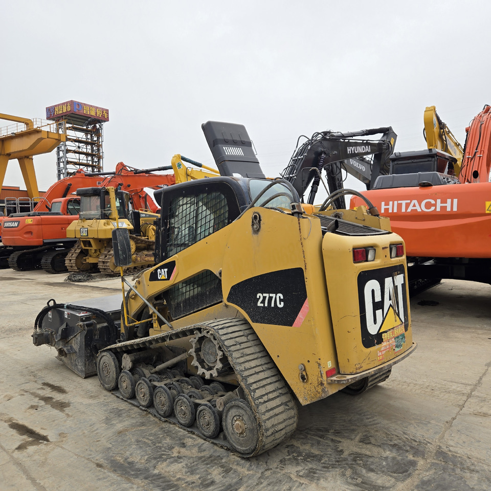 Leasing de CATERPILLAR 277C CATERPILLAR 277C: foto 6