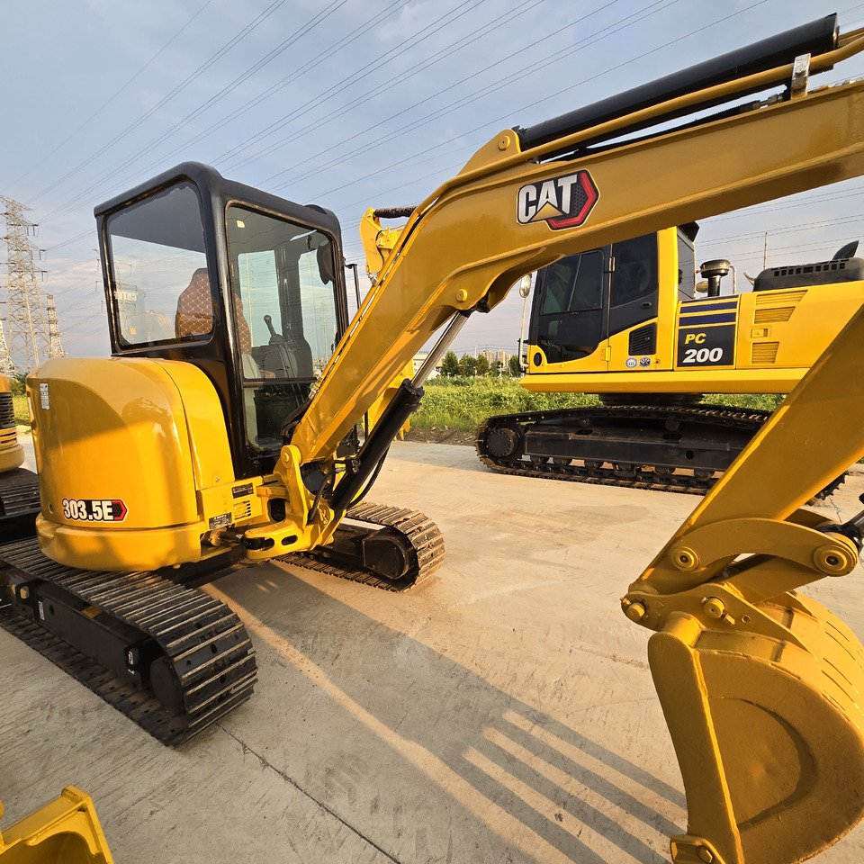 CATERPILLAR 303.5E2 - Mini escavadeira: foto 4 CATERPILLAR 303.5E2 - Mini escavadeira: foto 4