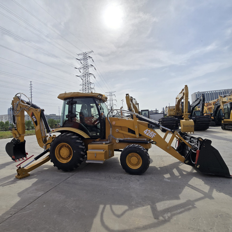 CATERPILLAR 426F - Retroescavadeira: foto 5 CATERPILLAR 426F - Retroescavadeira: foto 5