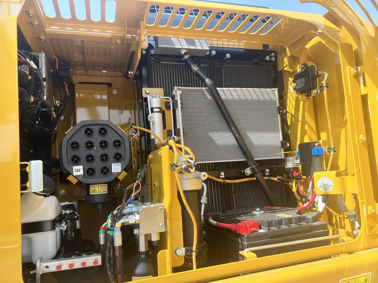 Escavadora de rastos novo CATERPILLAR M315GC: foto 10