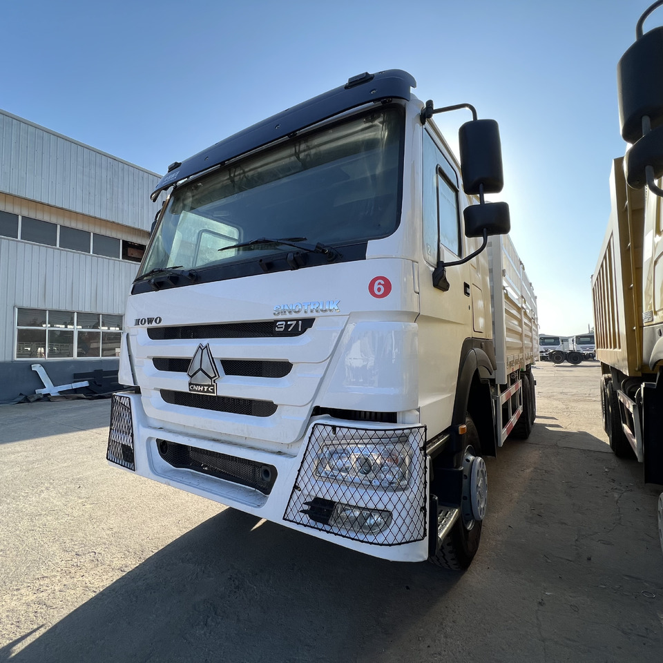 SINOTRUK HOWO - Camião: foto 4 SINOTRUK HOWO - Camião: foto 4