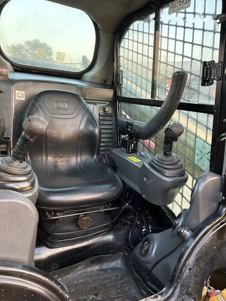 Caterpillar 246D - Mini pá carregadora: foto 5 Caterpillar 246D - Mini pá carregadora: foto 5