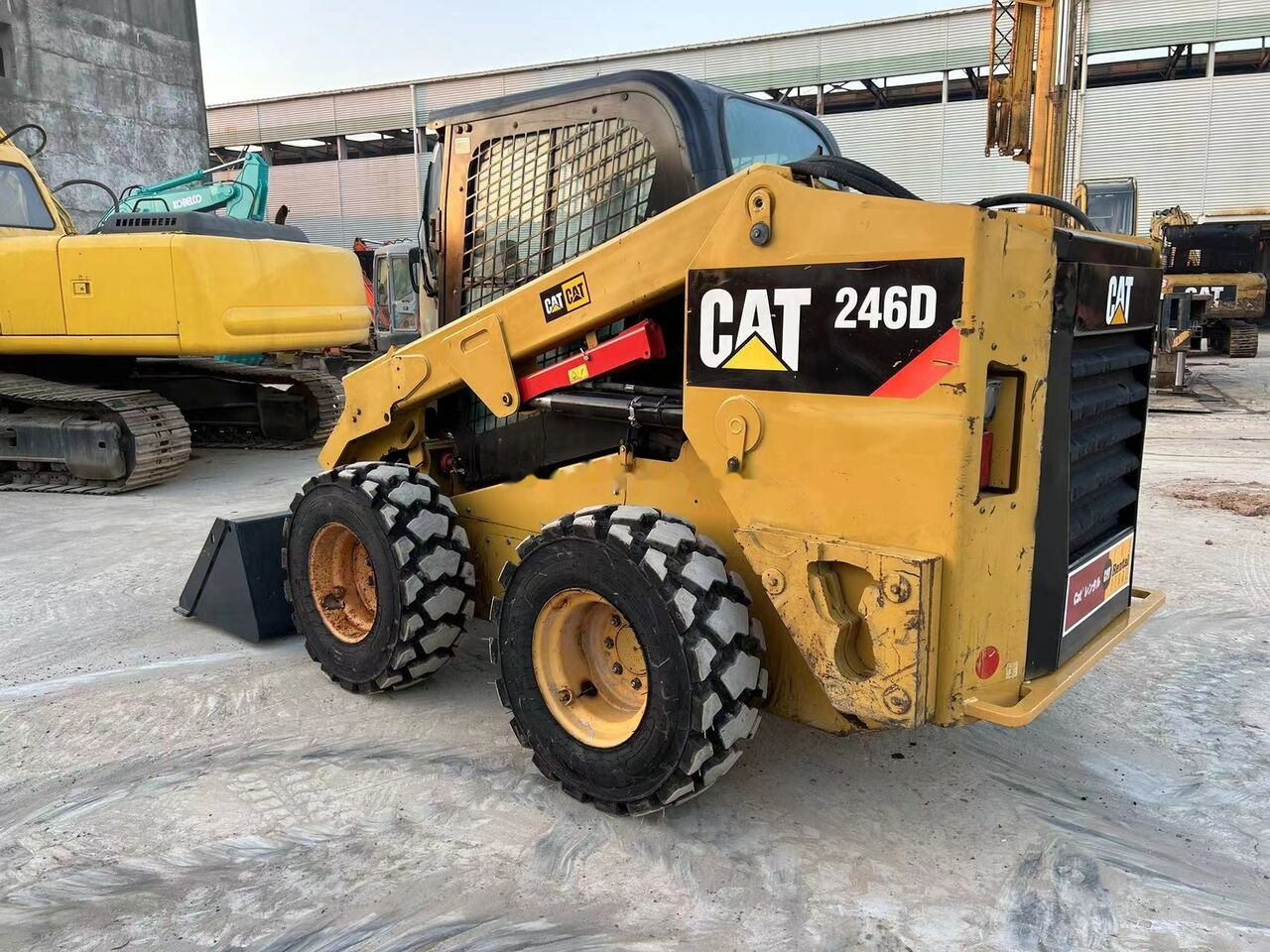 Leasing de Caterpillar 246D Caterpillar 246D: foto 10 Leasing de Caterpillar 246D Caterpillar 246D: foto 10