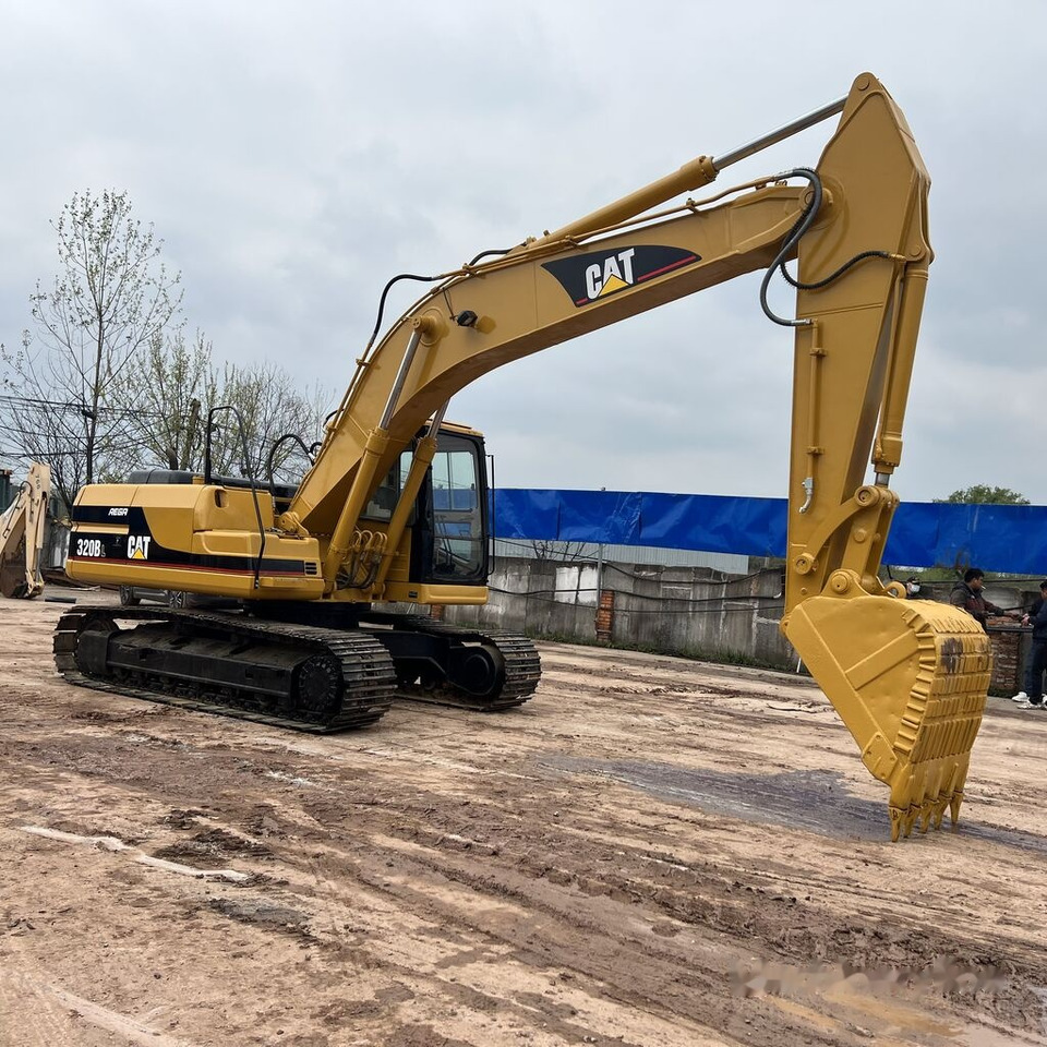 Escavadora de rastos Caterpillar 320BL: foto 8