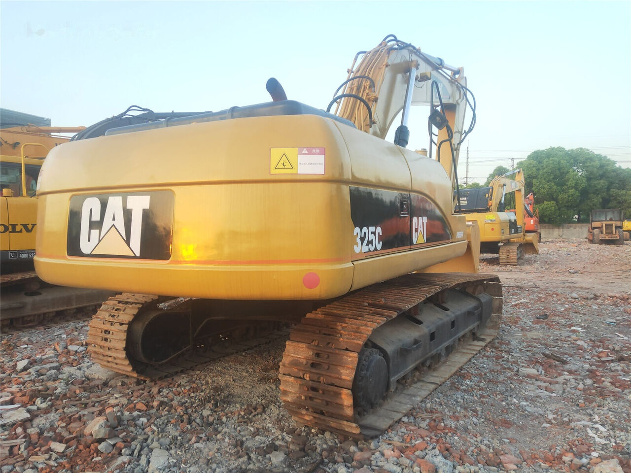 Caterpillar 325C - Escavadora de rastos: foto 2 Caterpillar 325C - Escavadora de rastos: foto 2