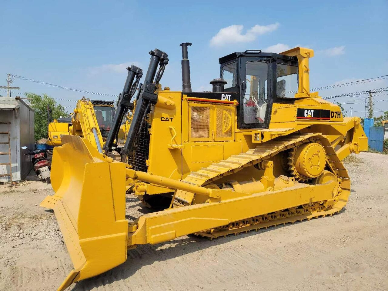 Caterpillar D7H - Buldôzer: foto 4 Caterpillar D7H - Buldôzer: foto 4