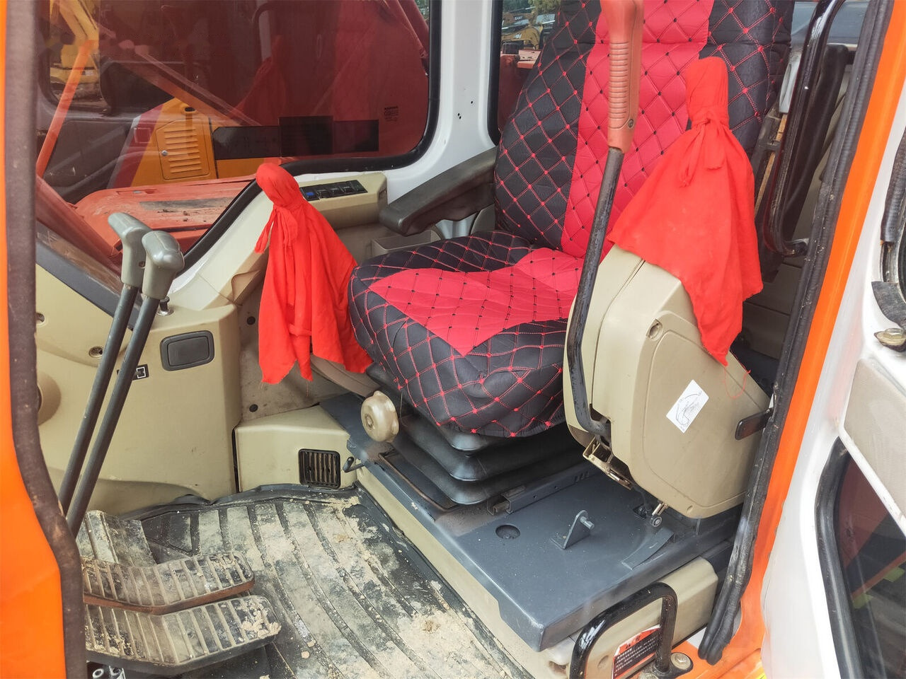 Doosan DH220LC-7 - Escavadora de rastos: foto 5 Doosan DH220LC-7 - Escavadora de rastos: foto 5
