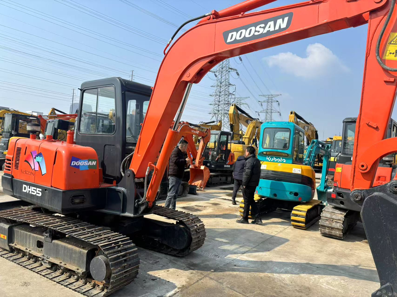 Doosan DH55 - Mini escavadeira: foto 5 Doosan DH55 - Mini escavadeira: foto 5