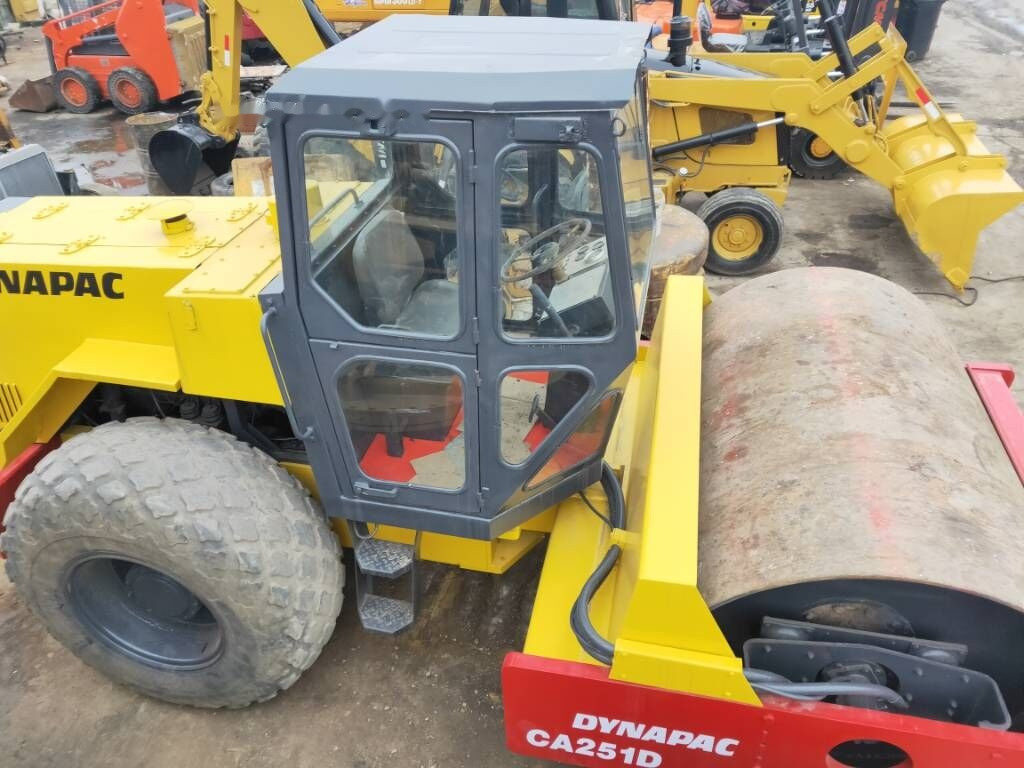 Dynapac CA251D - Compactador: foto 4 Dynapac CA251D - Compactador: foto 4