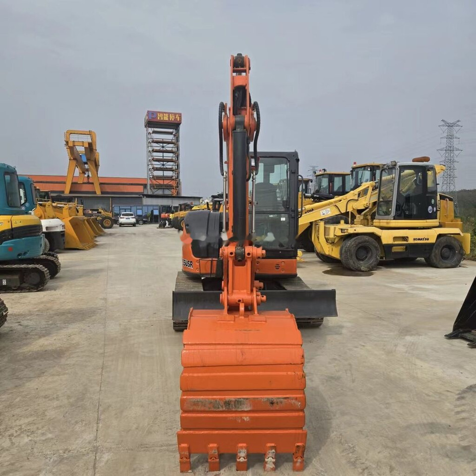 Hitachi ZX55USR - Mini escavadeira: foto 4 Hitachi ZX55USR - Mini escavadeira: foto 4