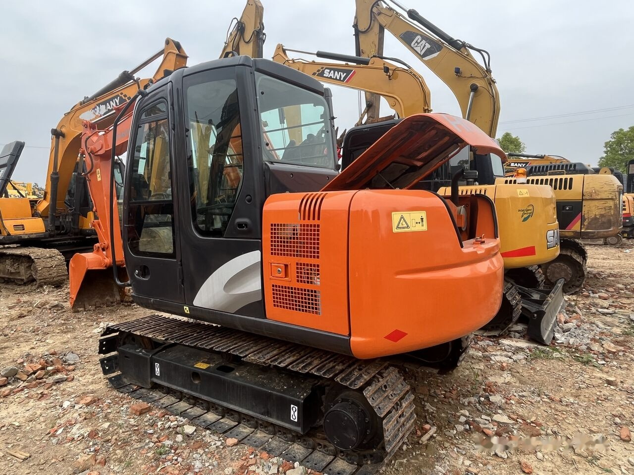 Hitachi ZX70 - Mini escavadeira: foto 4 Hitachi ZX70 - Mini escavadeira: foto 4