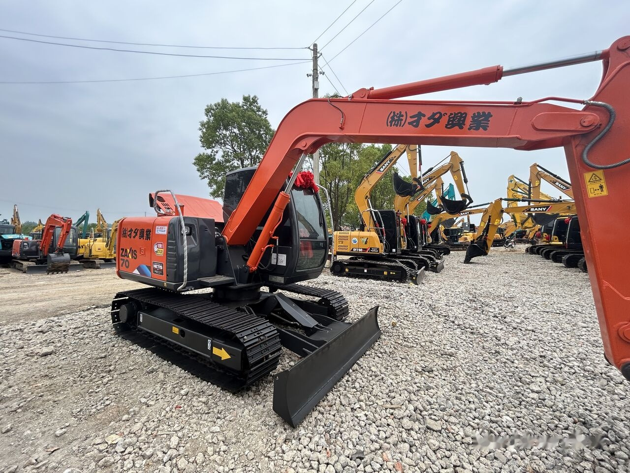 Hitachi ZX70 - Escavadora de rastos: foto 3 Hitachi ZX70 - Escavadora de rastos: foto 3
