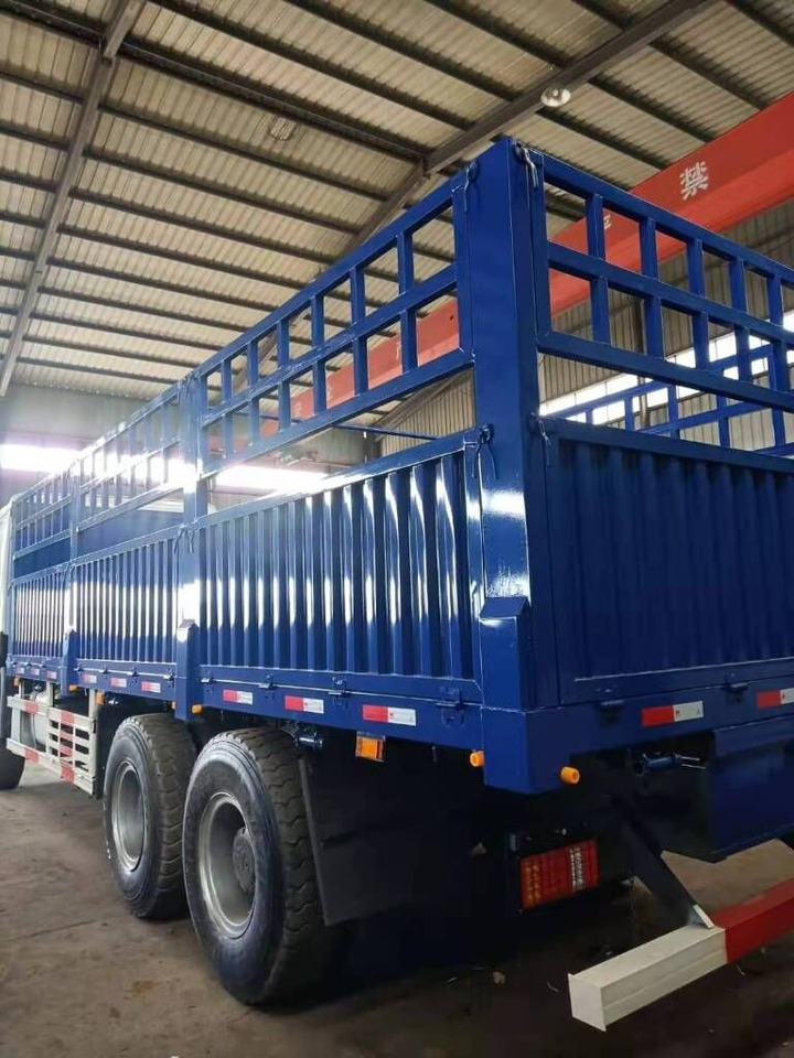 Howo ZZ3257N3647D1 - Camião basculante: foto 1 Howo ZZ3257N3647D1 - Camião basculante: foto 1