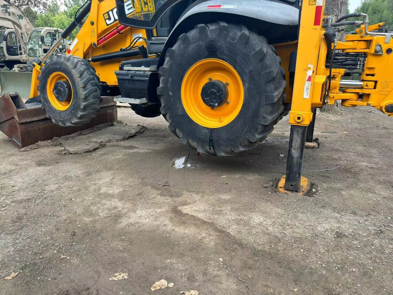 JCB 3CX Telescopic Arm Plus Four in One Bucket - Retroescavadeira: foto 5 JCB 3CX Telescopic Arm Plus Four in One Bucket - Retroescavadeira: foto 5