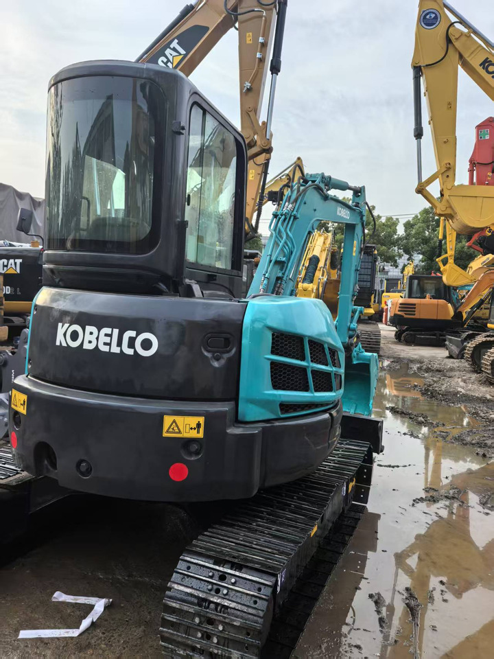 KOBELCO SK55SR - Mini escavadeira: foto 4 KOBELCO SK55SR - Mini escavadeira: foto 4