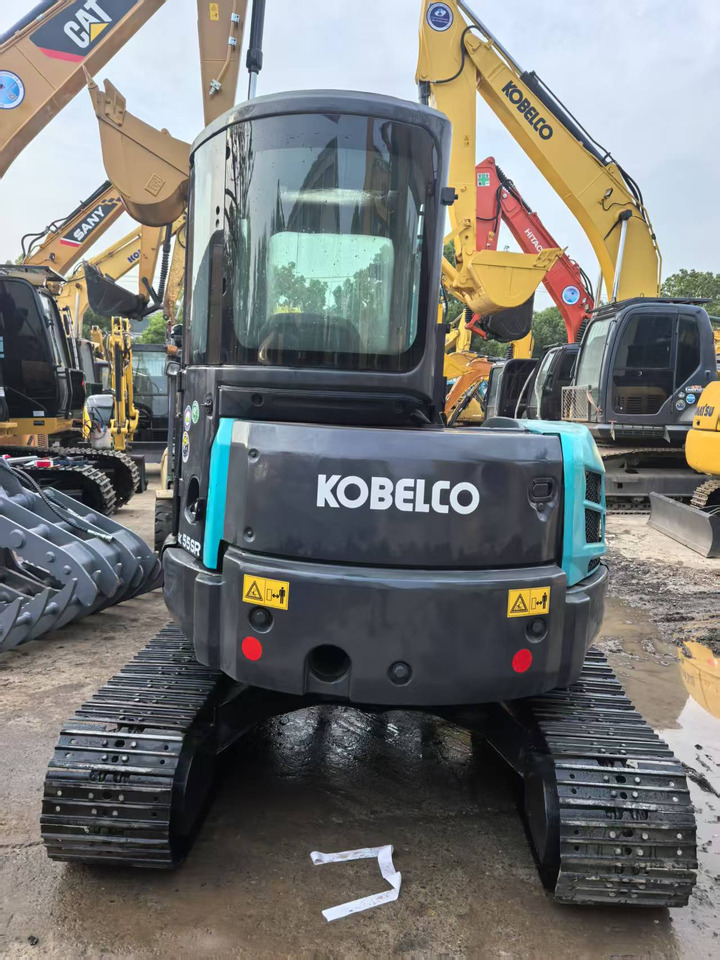 KOBELCO SK55SR - Mini escavadeira: foto 2 KOBELCO SK55SR - Mini escavadeira: foto 2