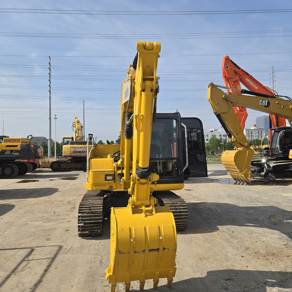 KOMATSU PC70-8 - Mini escavadeira: foto 2 KOMATSU PC70-8 - Mini escavadeira: foto 2