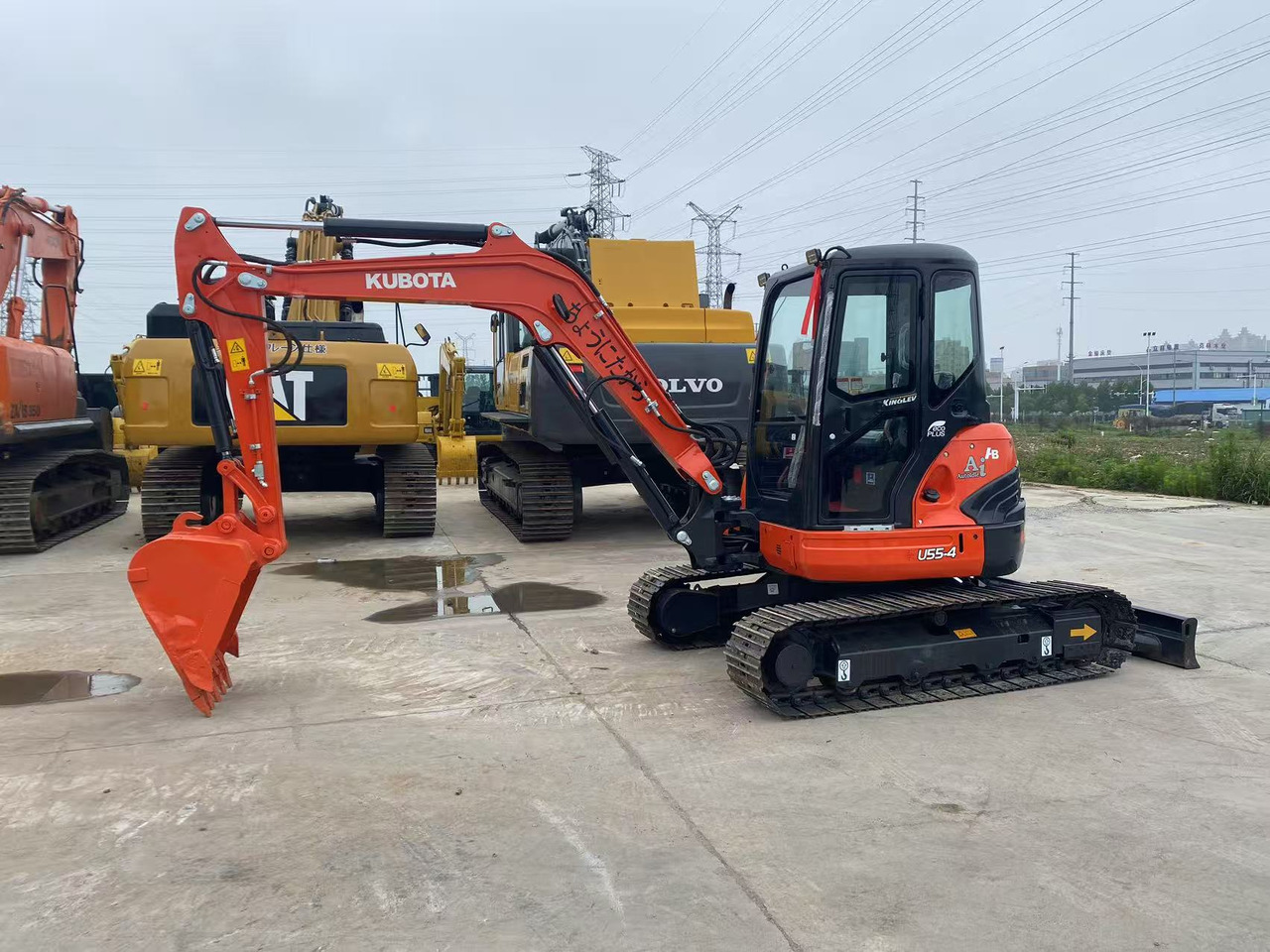 KUBOTA U55-4 - Mini escavadeira: foto 4 KUBOTA U55-4 - Mini escavadeira: foto 4