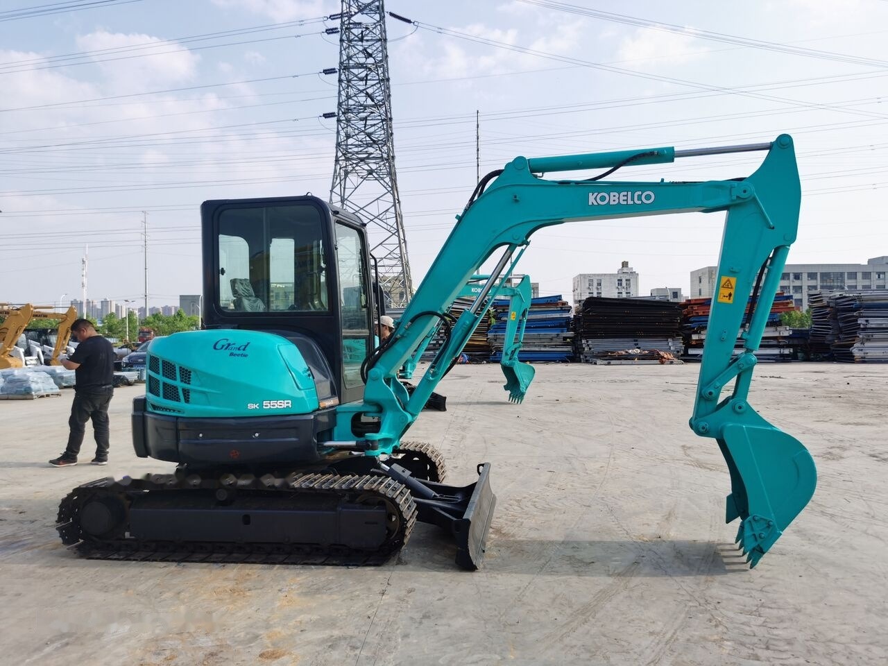 Kobelco SK55SR - Mini escavadeira: foto 1 Kobelco SK55SR - Mini escavadeira: foto 1