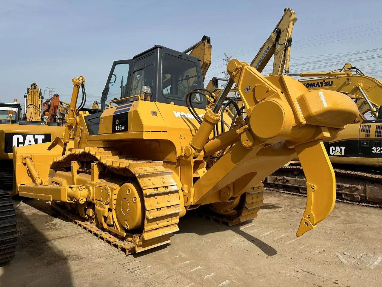 Komatsu D155A-5 - Buldôzer: foto 2 Komatsu D155A-5 - Buldôzer: foto 2