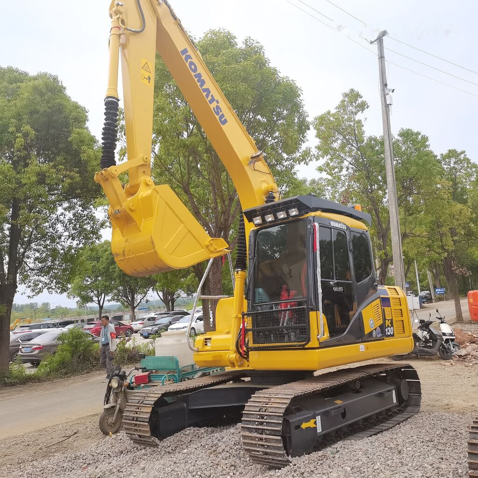Komatsu PC130-7 - Escavadora de rastos: foto 2 Komatsu PC130-7 - Escavadora de rastos: foto 2