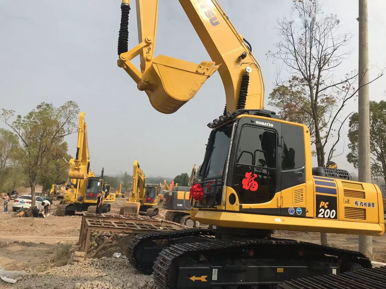 Komatsu PC200-8 - Escavadora de rastos: foto 4 Komatsu PC200-8 - Escavadora de rastos: foto 4