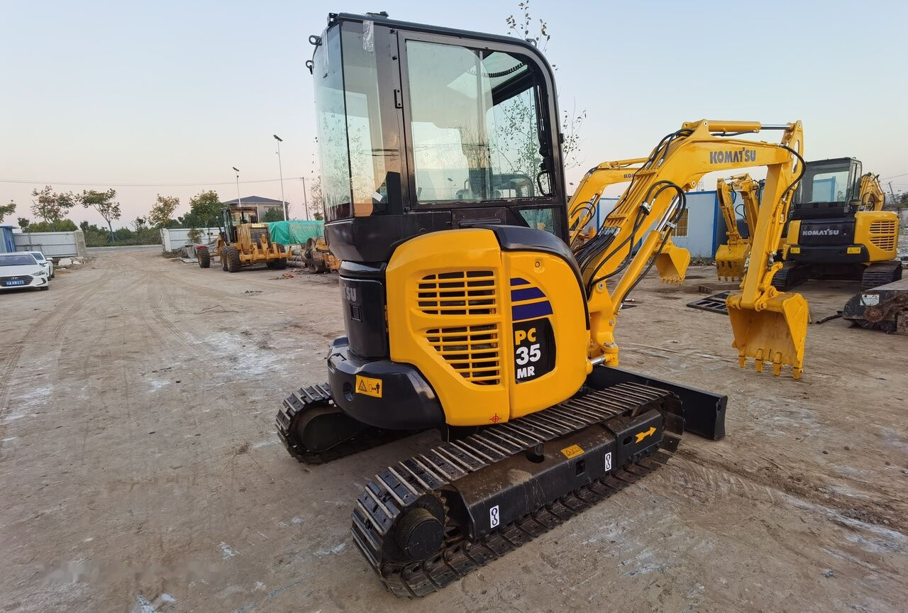 Komatsu PC35 - Mini escavadeira: foto 4 Komatsu PC35 - Mini escavadeira: foto 4