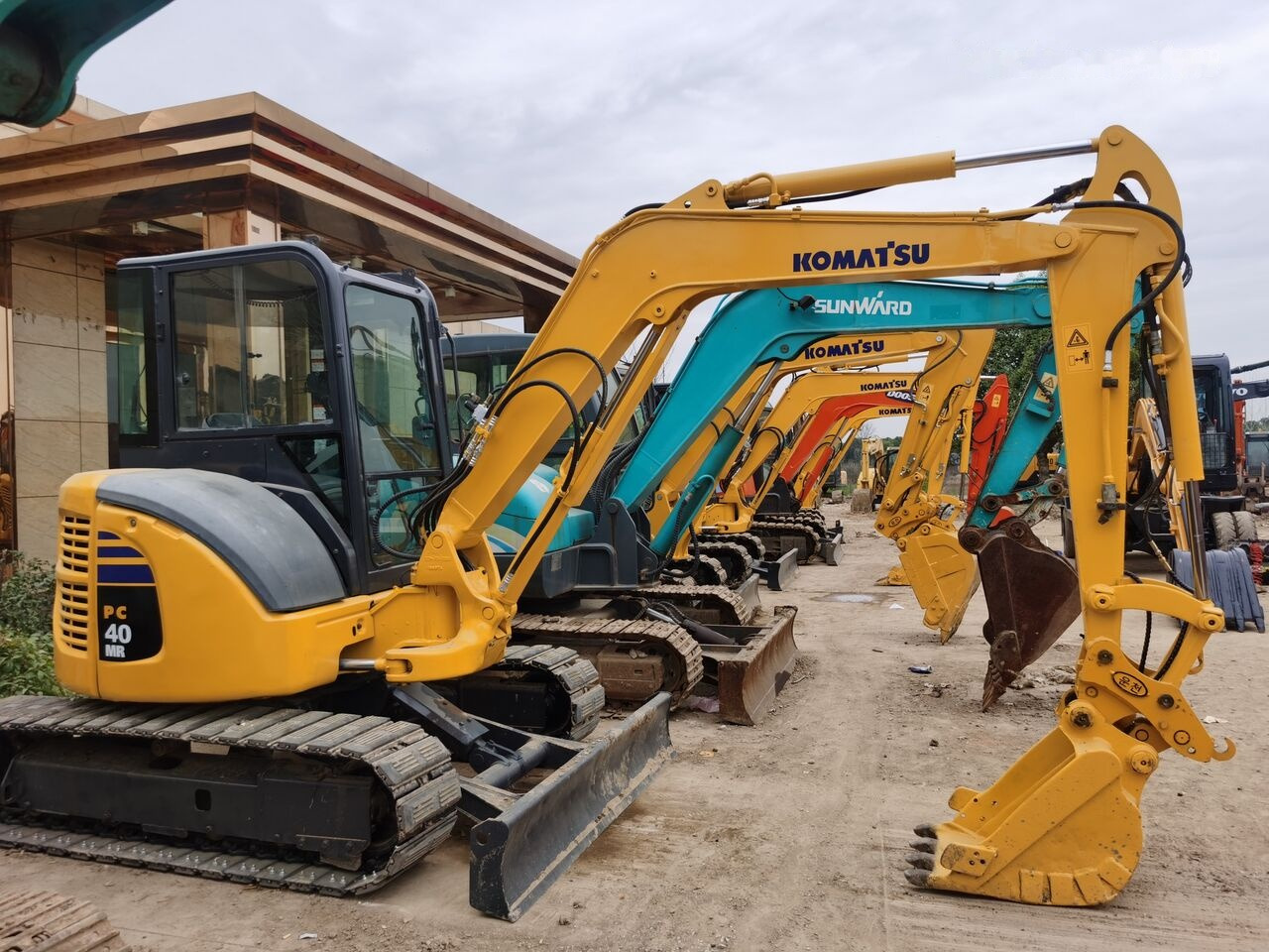 Komatsu PC40 - Mini escavadeira: foto 2 Komatsu PC40 - Mini escavadeira: foto 2