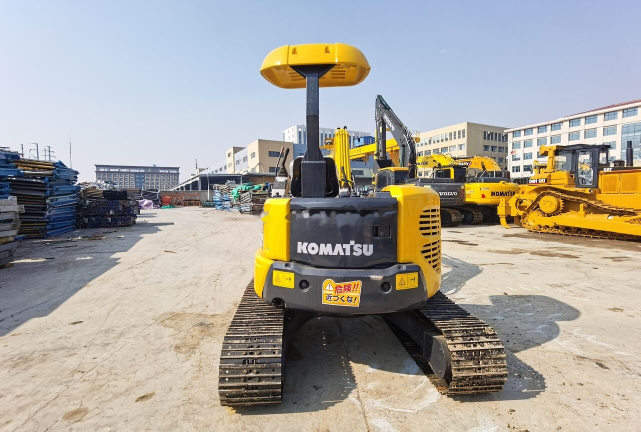 Komatsu PC40MR - Mini escavadeira: foto 3 Komatsu PC40MR - Mini escavadeira: foto 3