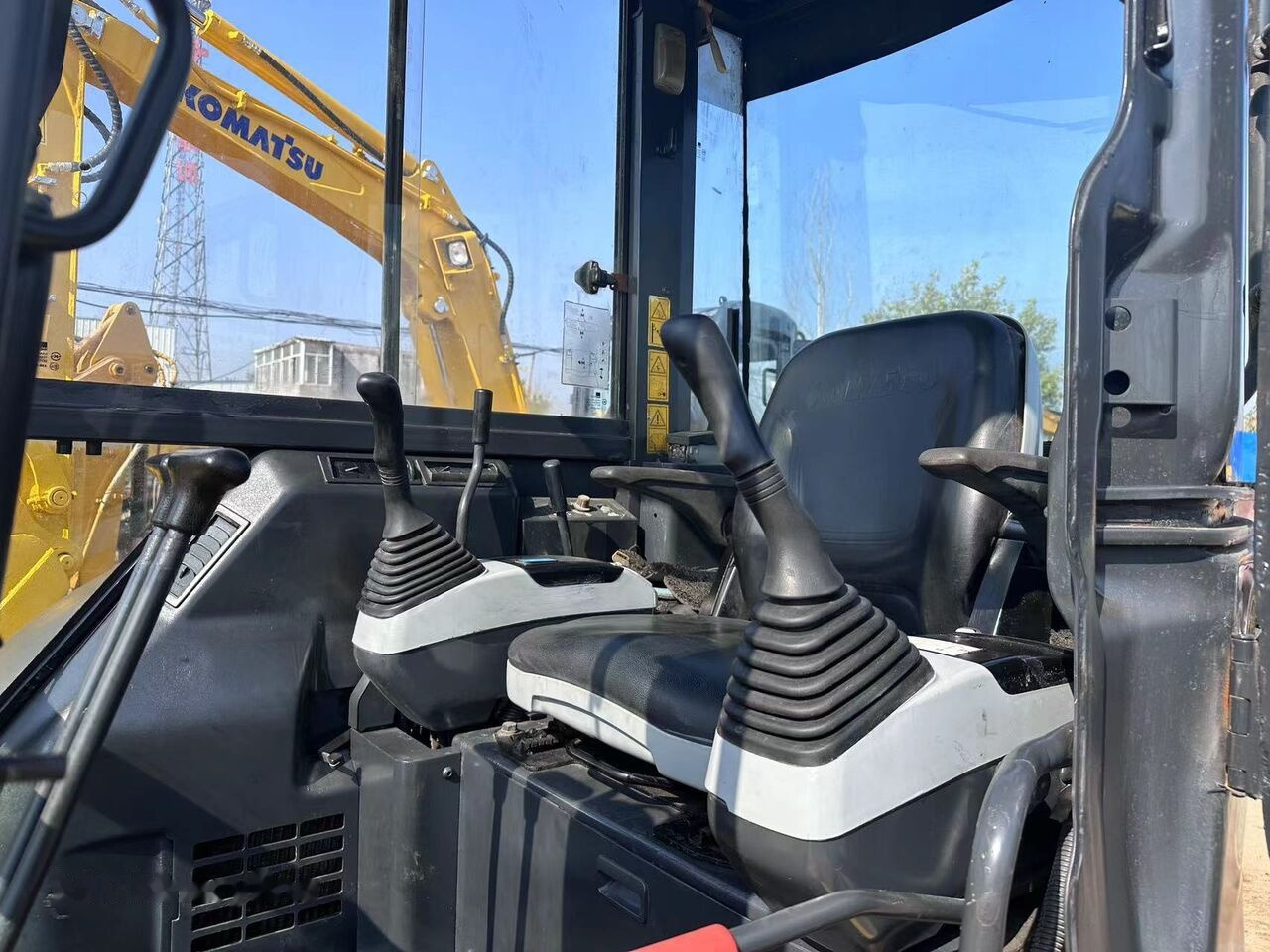 Komatsu PC55MR - Mini escavadeira: foto 5 Komatsu PC55MR - Mini escavadeira: foto 5