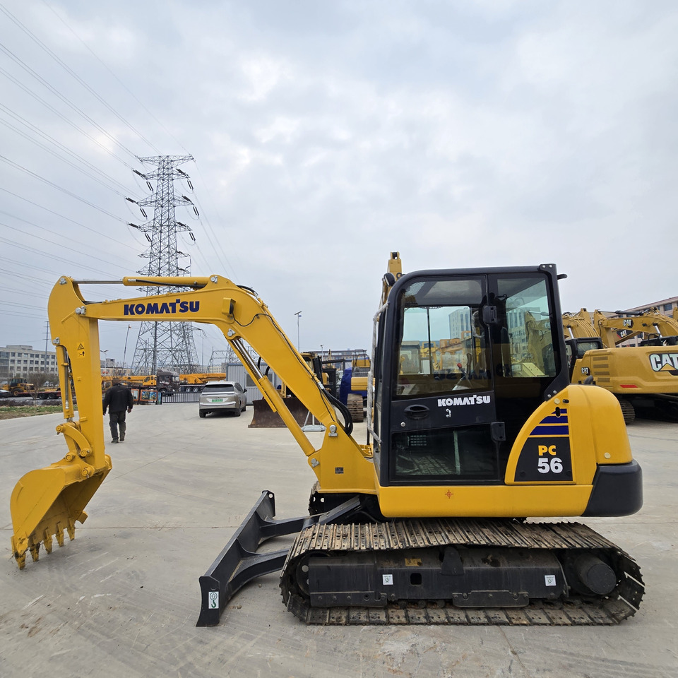 Komatsu PC56 - Mini escavadeira: foto 1 Komatsu PC56 - Mini escavadeira: foto 1