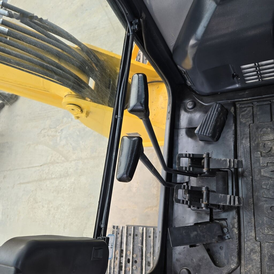 Komatsu PC56 - Mini escavadeira: foto 1 Komatsu PC56 - Mini escavadeira: foto 1
