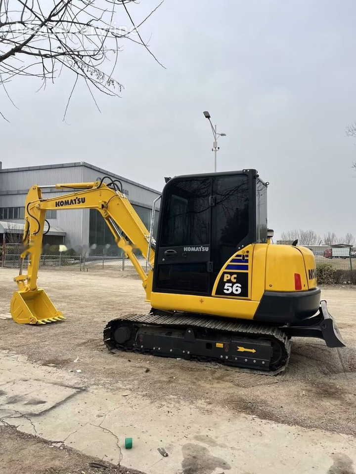 Komatsu PC56 - Mini escavadeira: foto 1 Komatsu PC56 - Mini escavadeira: foto 1