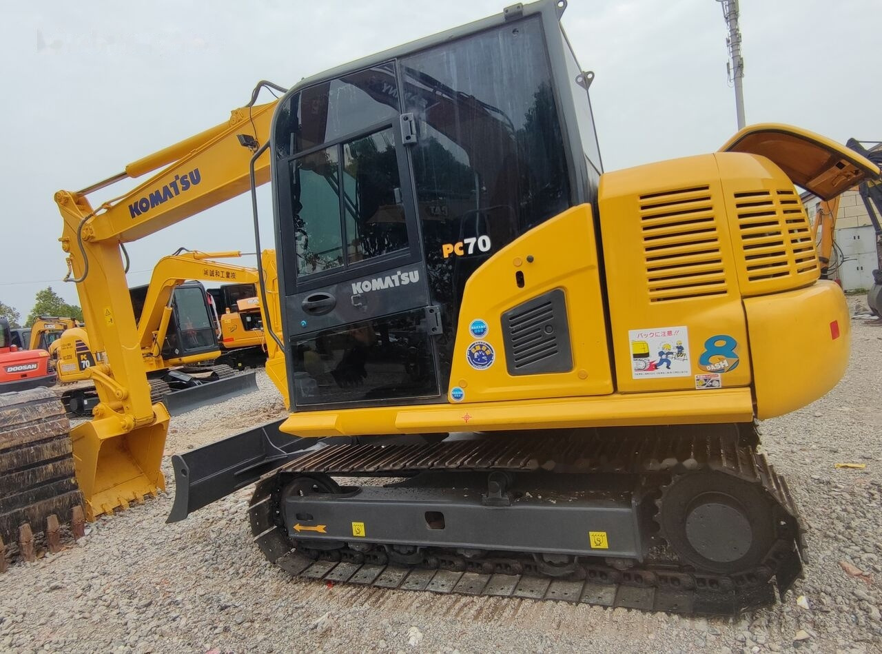 Komatsu PC70-8 - Mini escavadeira: foto 4 Komatsu PC70-8 - Mini escavadeira: foto 4