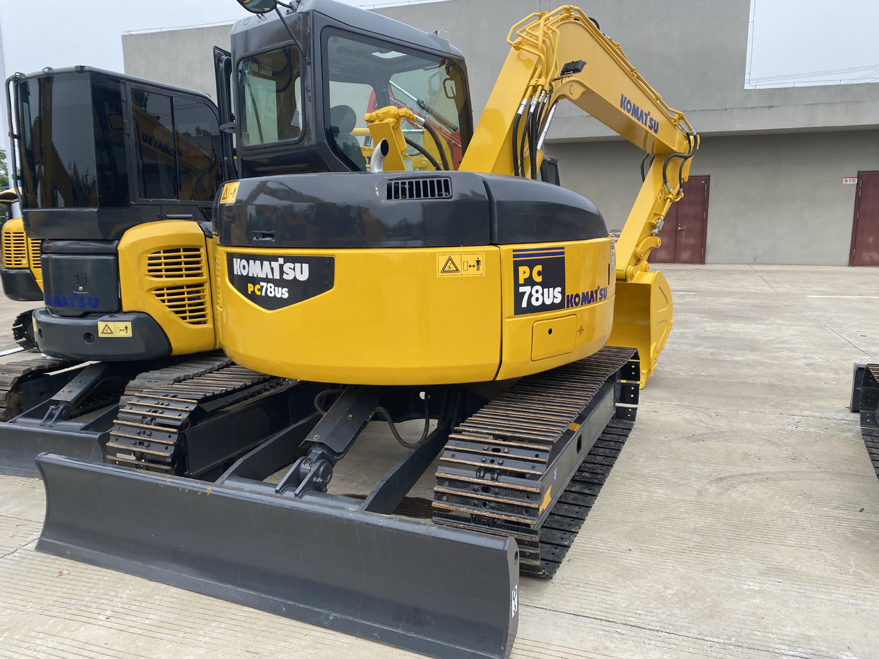 Komatsu PC78US - Mini escavadeira: foto 2 Komatsu PC78US - Mini escavadeira: foto 2