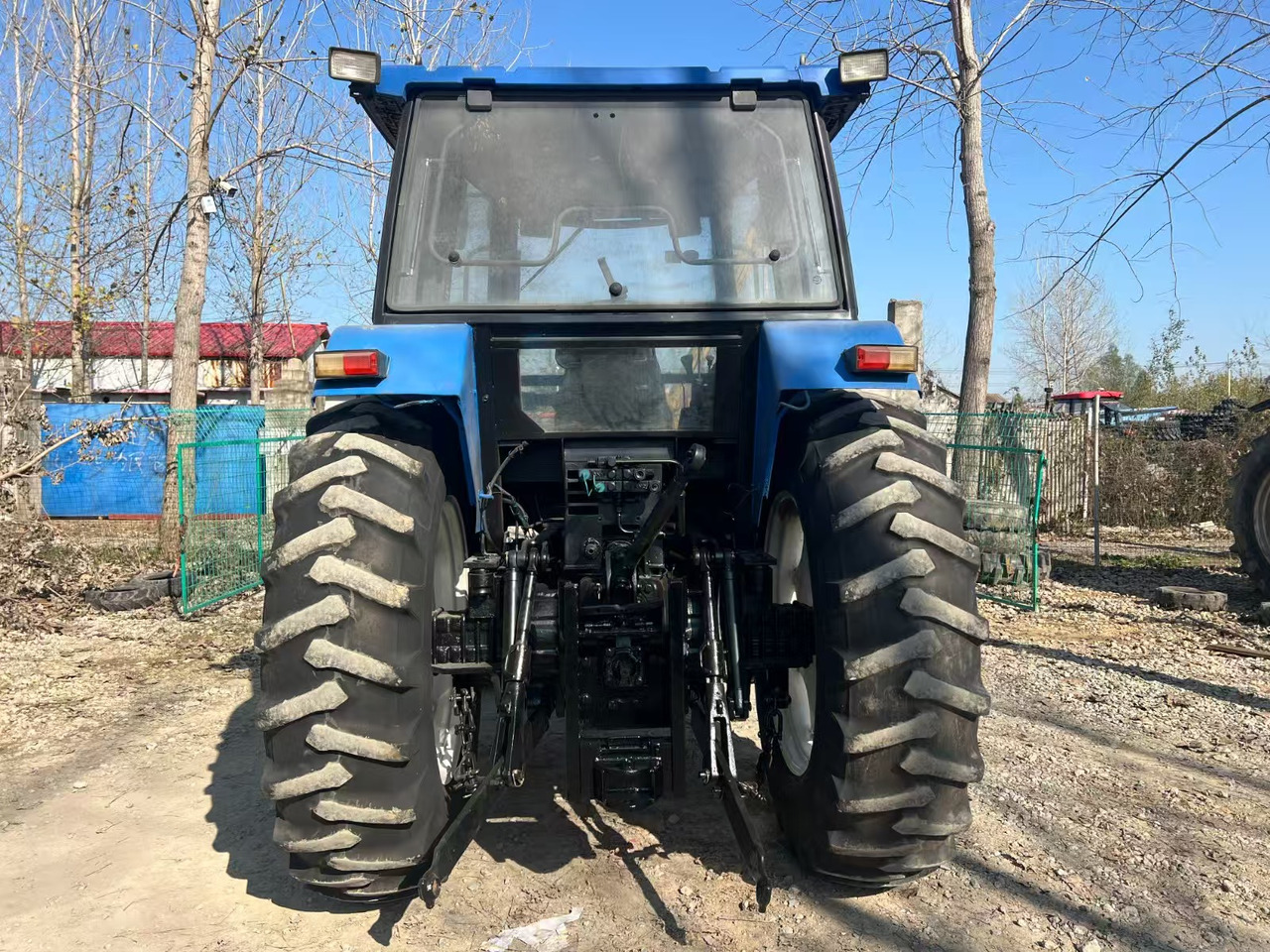 NEW HOLLAND SNH1304 - Trator: foto 3 NEW HOLLAND SNH1304 - Trator: foto 3