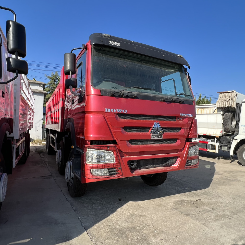 SINOTRUK HOWO - Camião basculante: foto 3 SINOTRUK HOWO - Camião basculante: foto 3