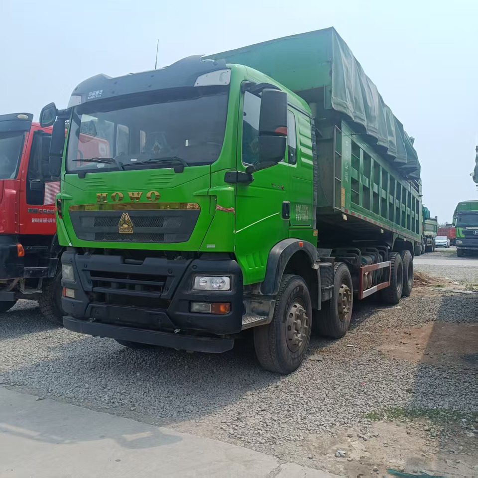 SINOTRUK HOWO - Camião basculante: foto 1 SINOTRUK HOWO - Camião basculante: foto 1