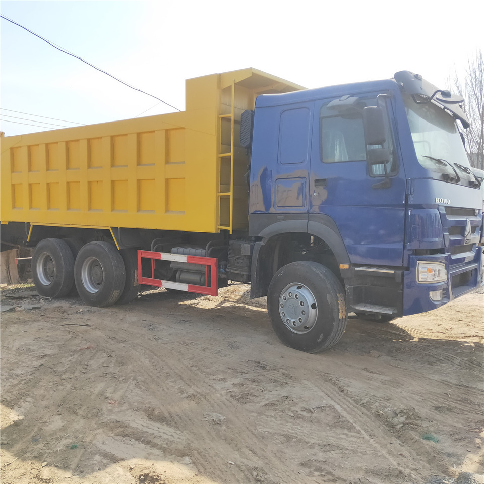 SINOTRUK HOWO - Camião basculante: foto 4 SINOTRUK HOWO - Camião basculante: foto 4