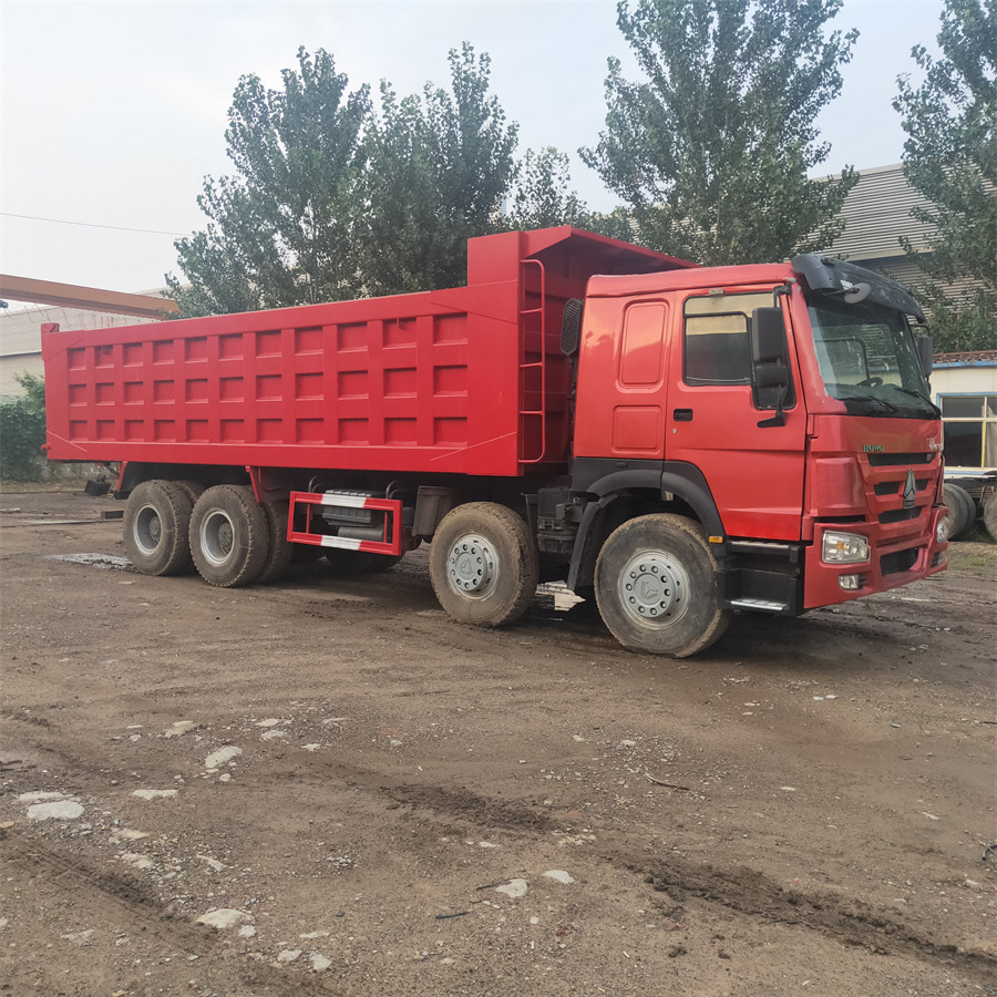 SINOTRUK HOWO - Camião basculante: foto 3 SINOTRUK HOWO - Camião basculante: foto 3