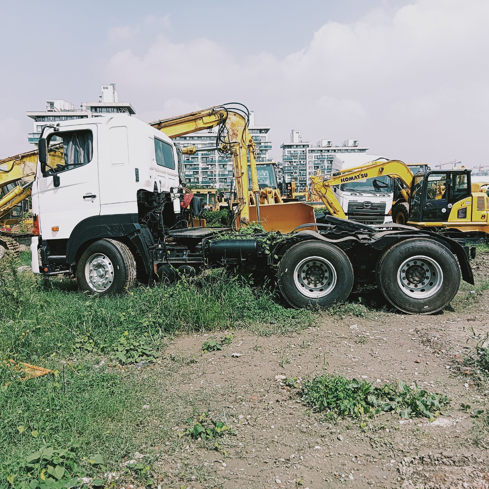 HINO 700 - Tractor: foto 5 HINO 700 - Tractor: foto 5