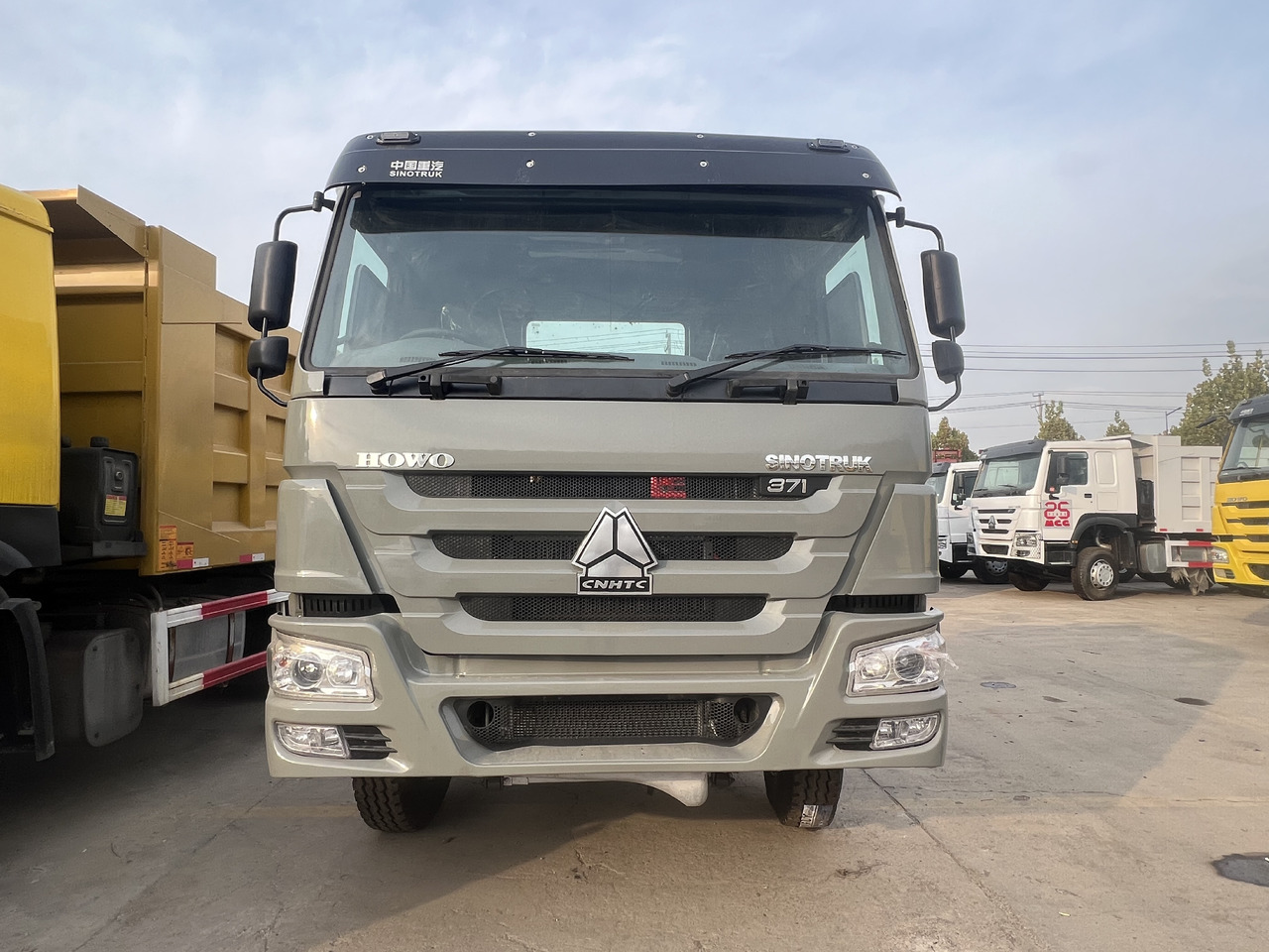 Tractor SINOTRUK HOWO: foto 6