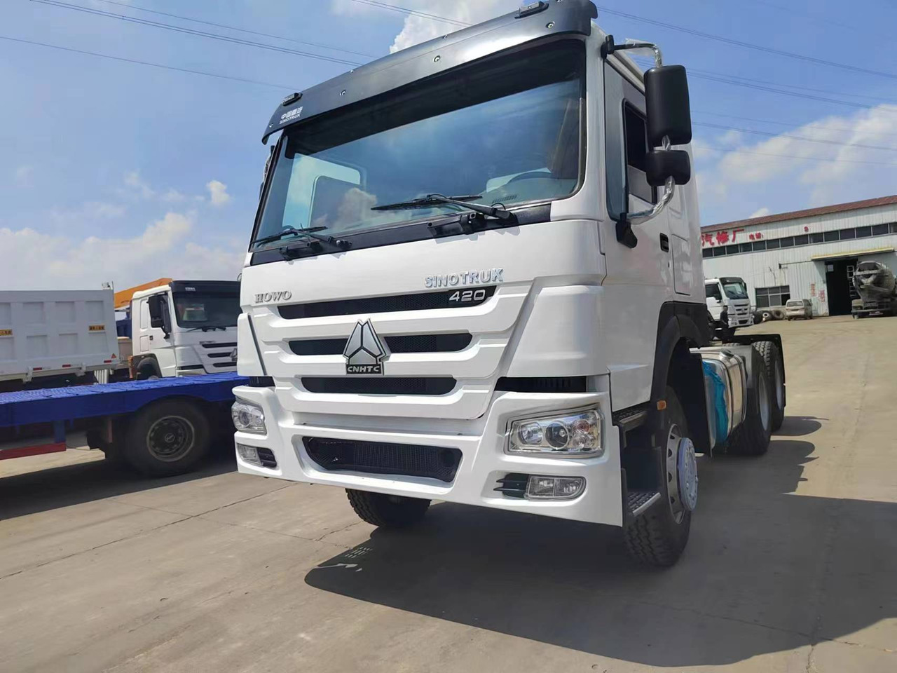 SINOTRUK HOWO trailer head - Tractor: foto 1 SINOTRUK HOWO trailer head - Tractor: foto 1